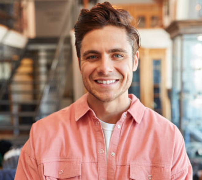 David K. 🧲 (Tech Consultant)